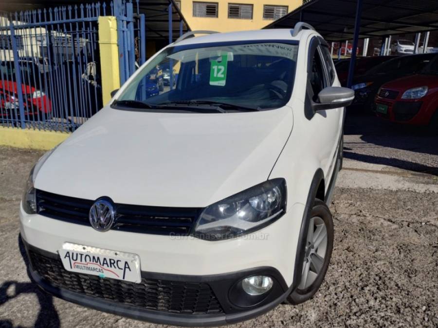 VOLKSWAGEN - CROSSFOX - 2011/2012 - Branca - R$ 43.500,00