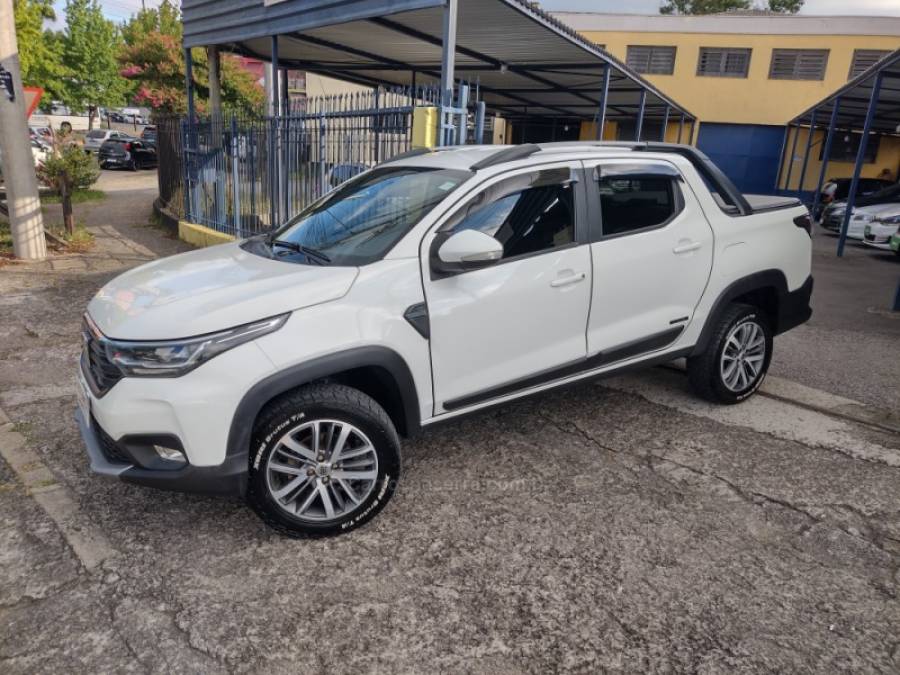 FIAT - STRADA - 2023/2023 - Branca - R$ 109.800,00