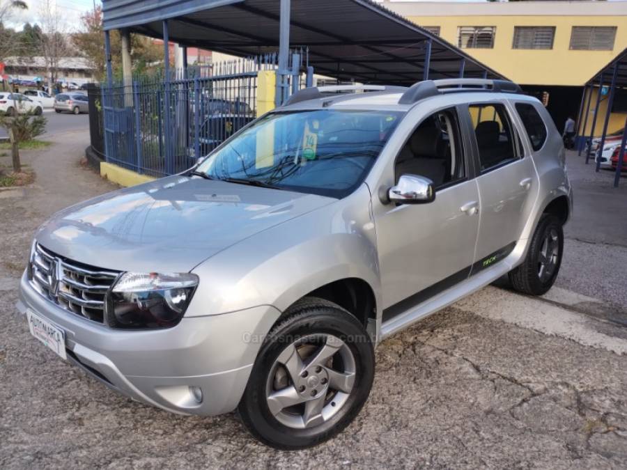 RENAULT - DUSTER - 2013/2014 - Prata - Sob Consulta