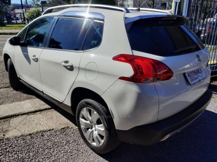 PEUGEOT - 2008 - 2015/2016 - Branca - R$ 53.900,00