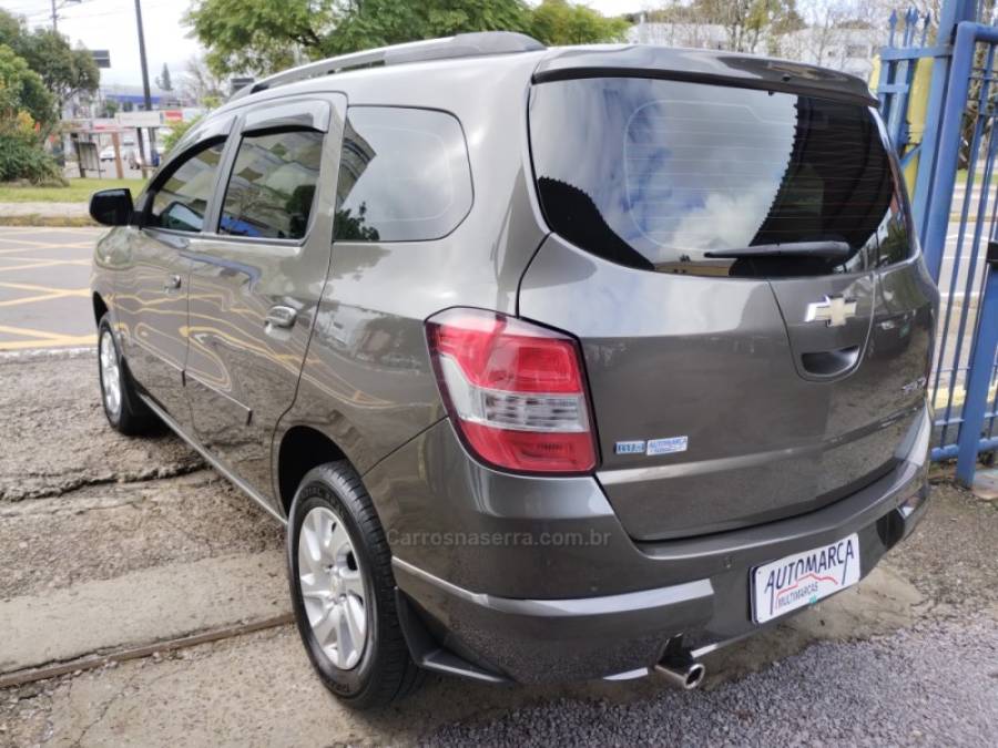 CHEVROLET - SPIN - 2012/2013 - Cinza - R$ 52.900,00