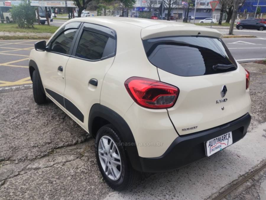 RENAULT - KWID - 2018/2018 - Branca - R$ 38.900,00