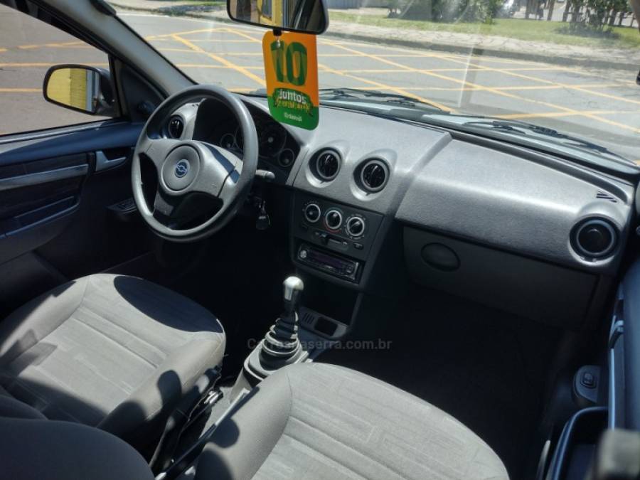 CHEVROLET - PRISMA - 2009/2010 - Prata - R$ 28.900,00