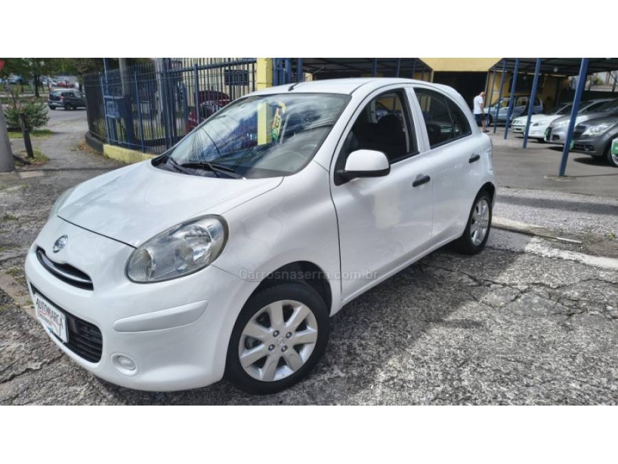 NISSAN - MARCH - 2012/2013 - Branca - R$ 34.500,00