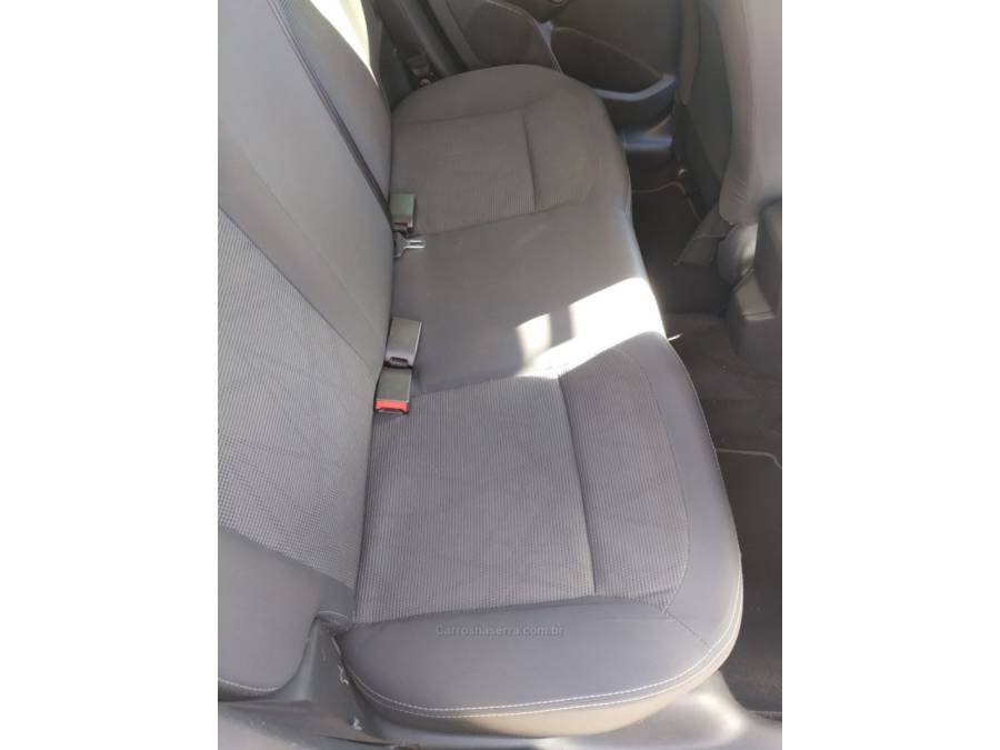PEUGEOT - 2008 - 2015/2016 - Branca - R$ 53.900,00