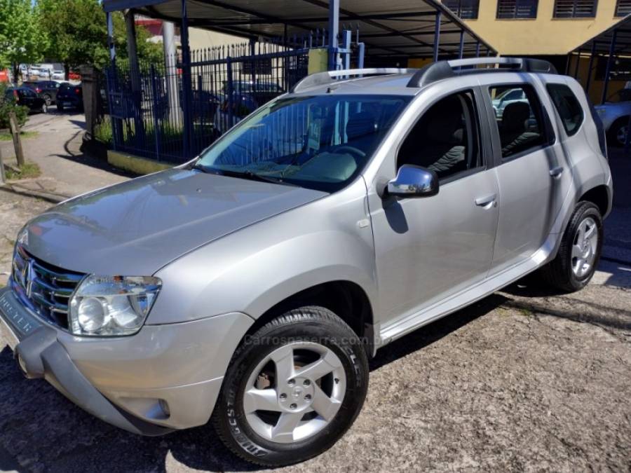 RENAULT - DUSTER - 2013/2014 - Prata - R$ 53.900,00