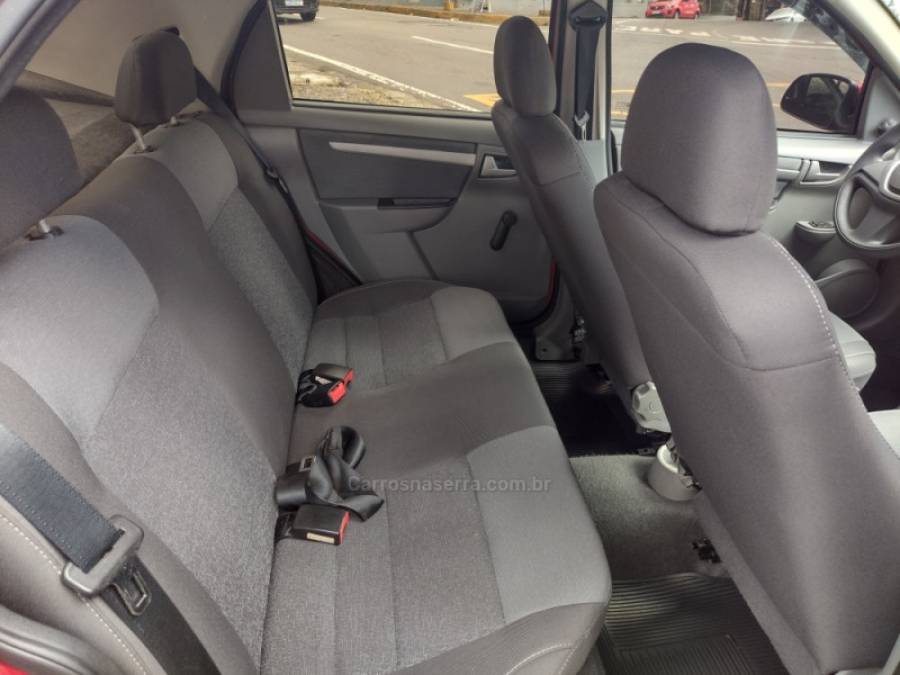 CHEVROLET - PRISMA - 2012/2012 - Vermelha - R$ 34.000,00