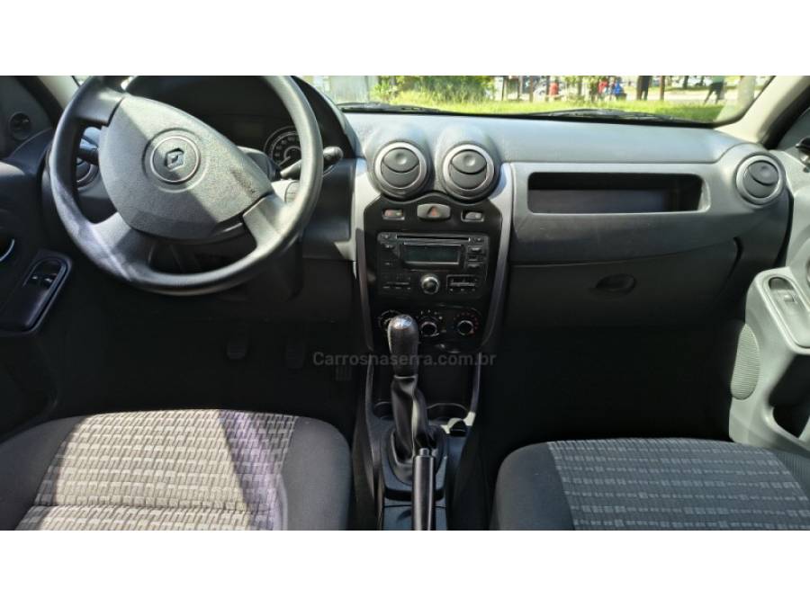 RENAULT - SANDERO - 2012/2013 - Prata - R$ 33.900,00