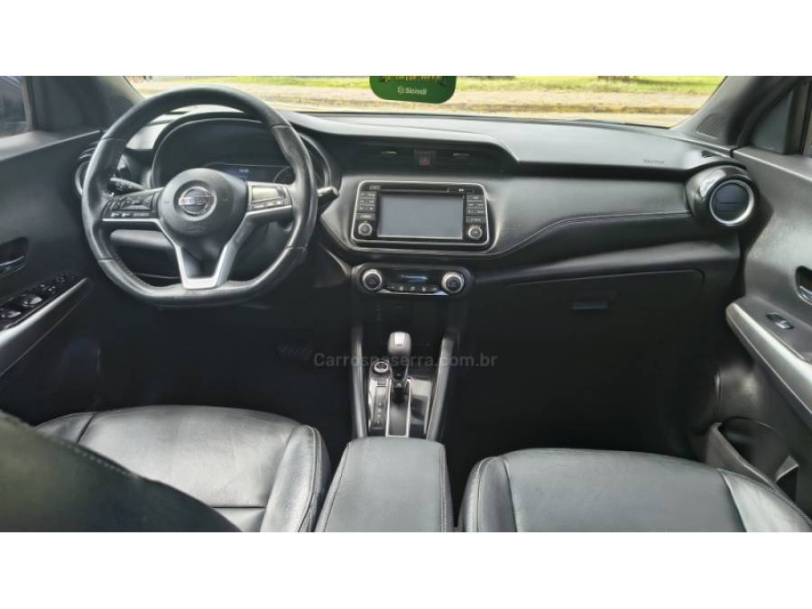 NISSAN - KICKS - 2016/2017 - Preta - R$ 79.900,00