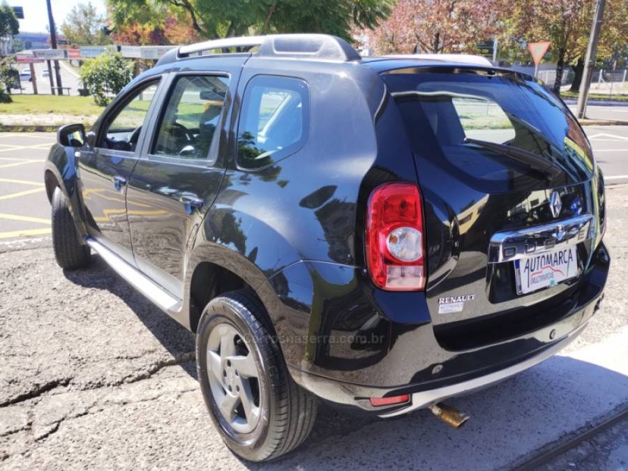 RENAULT - DUSTER - 2013/2013 - Preta - R$ 48.000,00