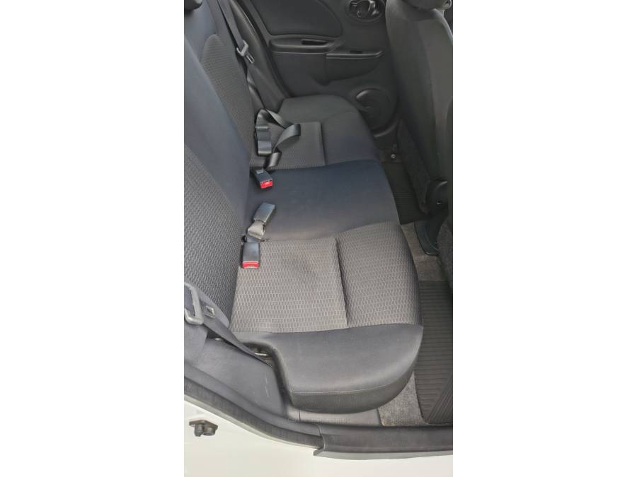 NISSAN - MARCH - 2012/2013 - Branca - R$ 34.500,00