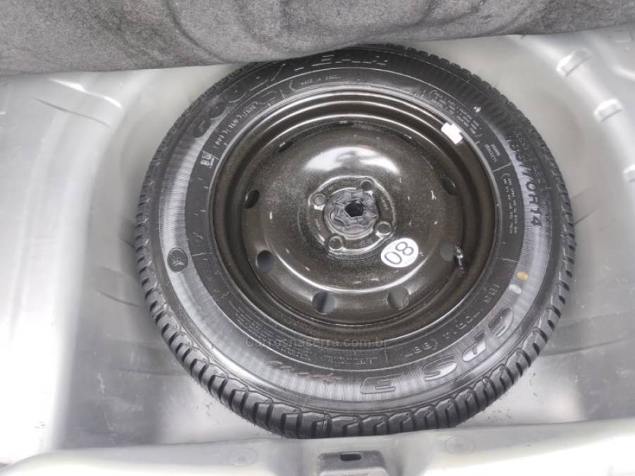 RENAULT - LOGAN - 2013/2013 - Prata - Sob Consulta