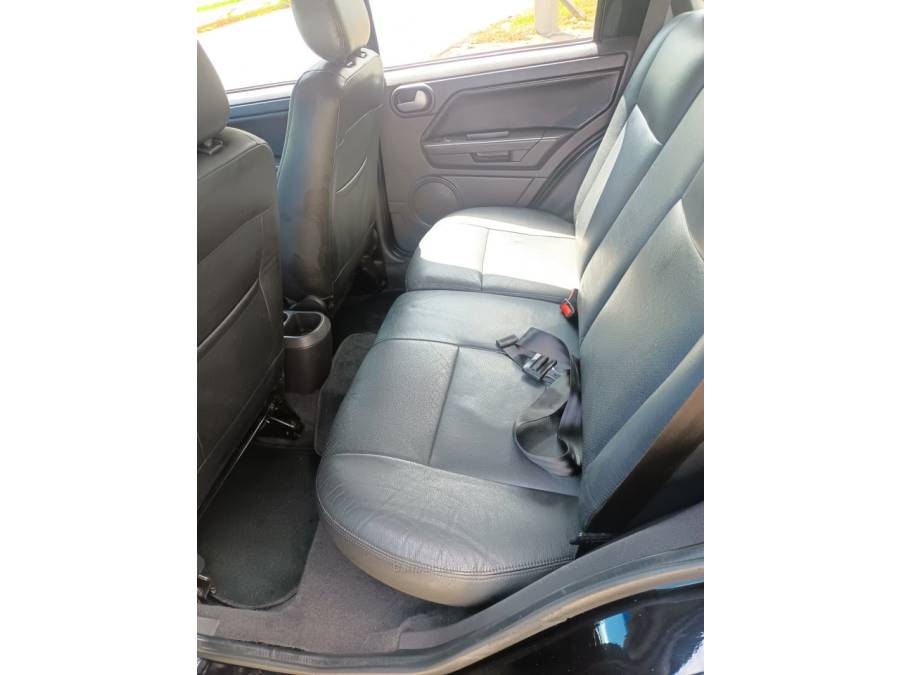 FORD - ECOSPORT - 2011/2012 - Preta - R$ 41.500,00