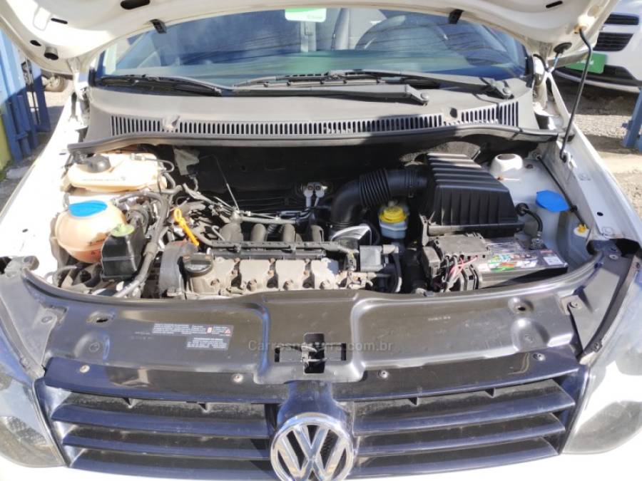 VOLKSWAGEN - CROSSFOX - 2011/2012 - Branca - R$ 43.500,00