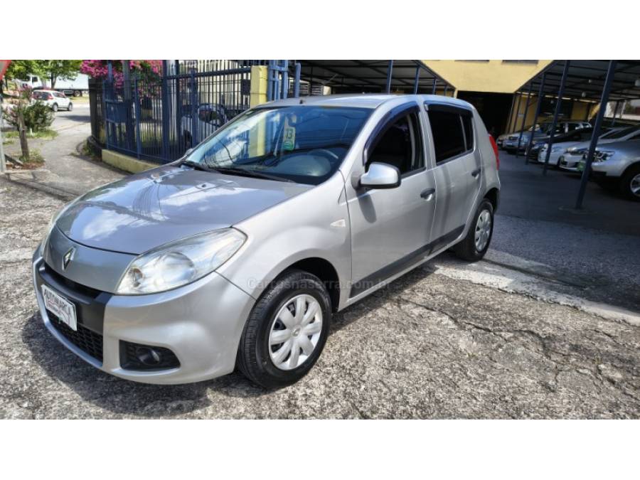 RENAULT - SANDERO - 2012/2013 - Prata - R$ 33.900,00