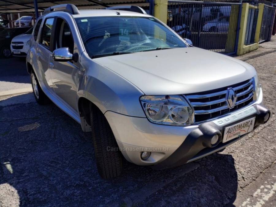 RENAULT - DUSTER - 2013/2014 - Prata - R$ 53.900,00